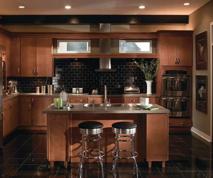 contemporary_maple_kitchen_cabinets_2